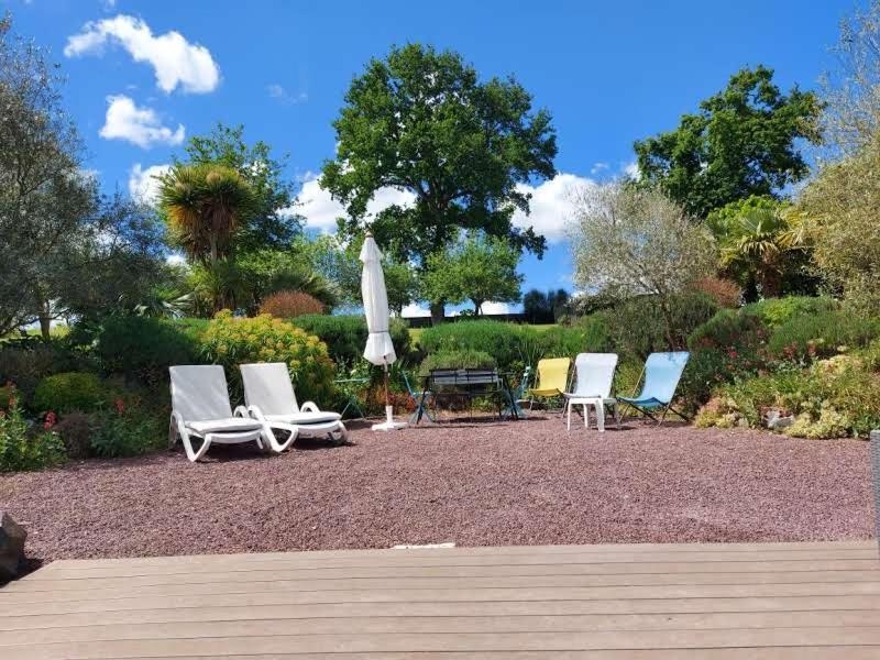 Havre De Paix Et Jardin Tropical. Chambre Privee Le Rheu Exterior photo